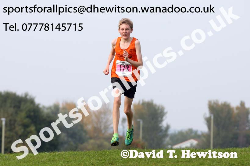 Mens under-17s Sherman Cup, Temple Park, South Shields. Photo: David T. Hewitson/Sports for All Pics